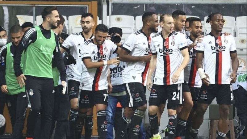 Kasımpaşa - Beşiktaş maçının muhtemel 11'leri