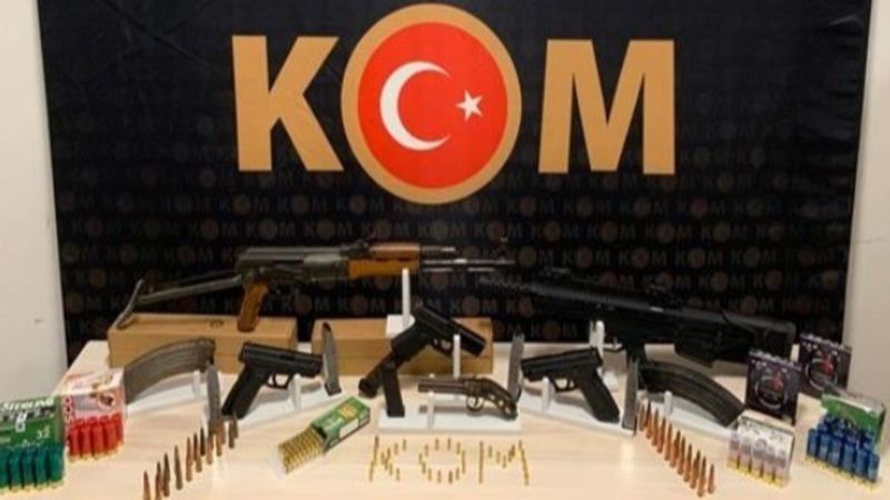 Antalya'da yasadışı silah ticareti operasyonu