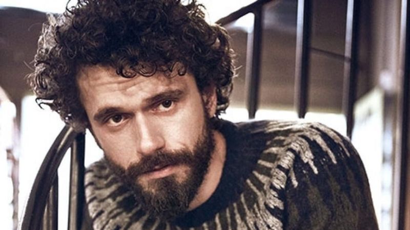 Pınar Deniz'in aşkı Yiğit Kirazcı, bir zamanlar bakın hangi klipte oynamış