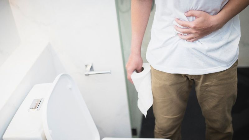 Tuvalete gitmenize yardımcı olacak 10 besinle kabızlığa veda edin