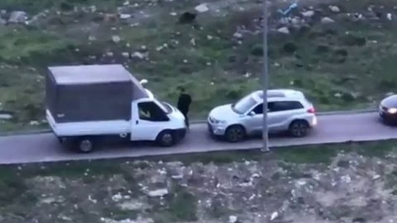 Esenyurt'ta sürücülerin ’yol benim hakkım’ inatlaşması