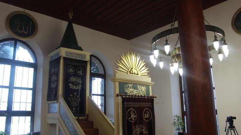 Turistlerin yeni rotası: 700 yıllık Orhan Camii