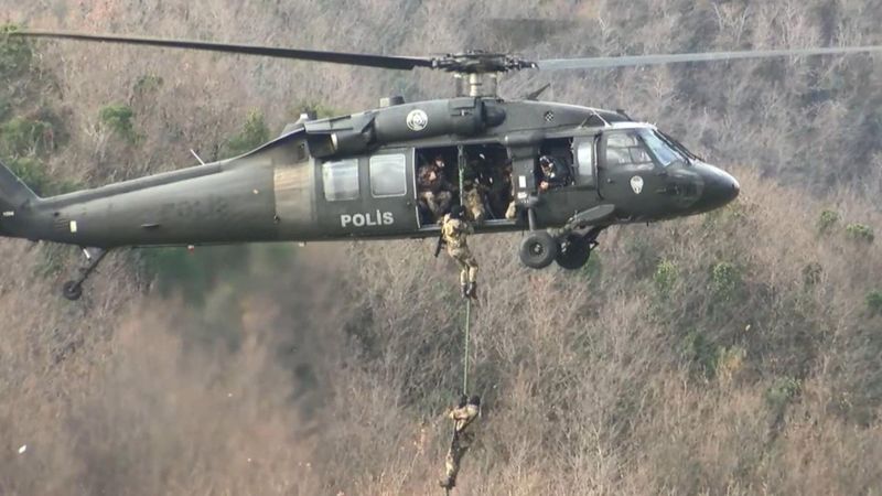 İstanbul'da nefes kesen Özel Harekat tatbikatı