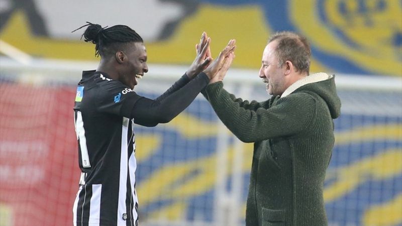 N'Sakala'dan Sergen Yalçın'a veda