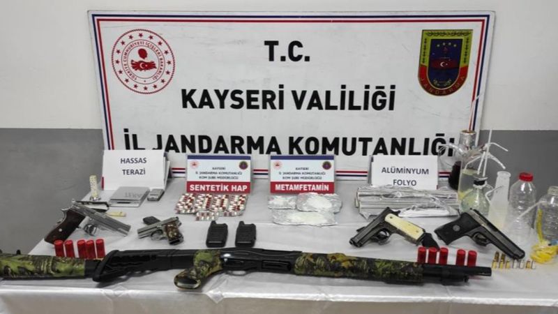 Kayseri'de evden cephane çıktı
