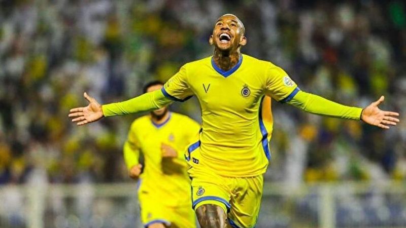 Talisca için Corinthians devrede