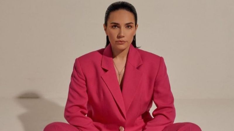 Buse Varol'un değişimin tadına bakmadan önceki halleri şoke edebilir