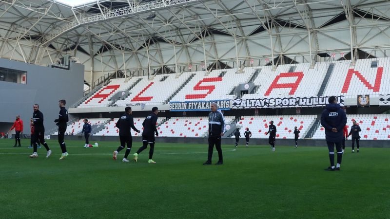 Mustafa Denizli'nin gurur maçı