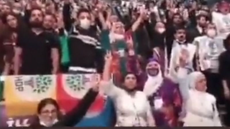 HDP'nin İstanbul Kongresi'nde terör örgütü PKK'nın marşı okundu