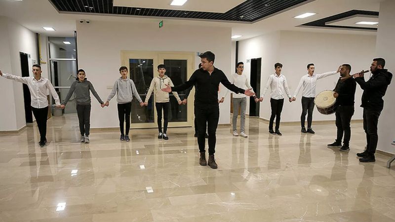 Sivas'ta düğünlerin halaysız kalmaması için 632 kişiye eğitim veriliyor