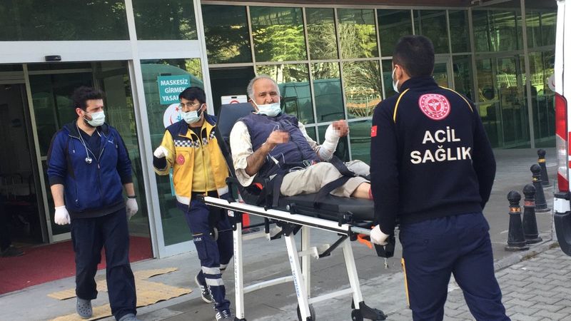 Ankara'da odun keserken kolunu kesti