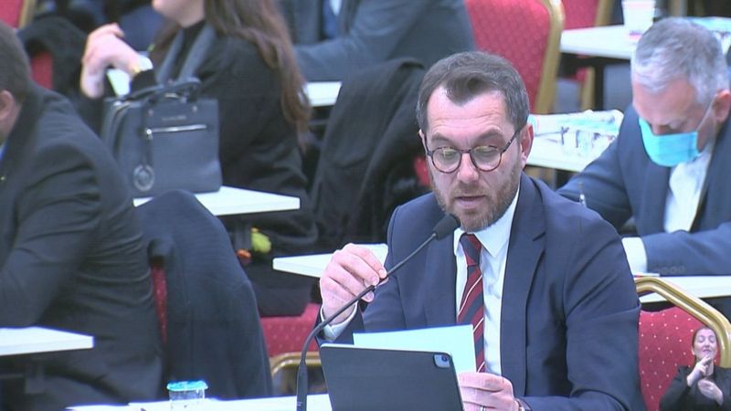 İBB Meclisi’nde, ‘terör örgütü üyesi çalışan’ tartışması