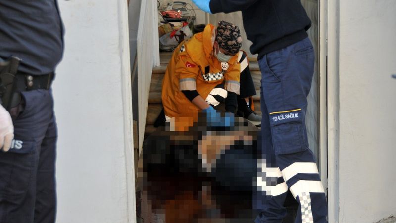 Antalya'da miras anlaşmazlığından ablasını öldüren kardeş tutuklandı