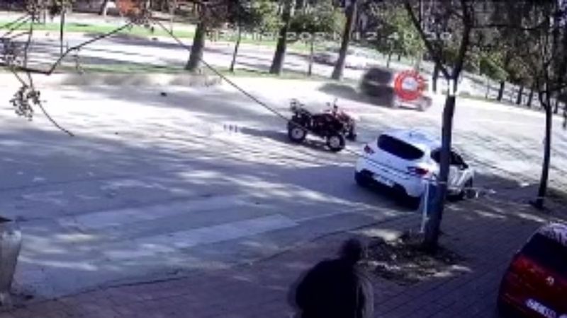 Adana'da otomobil ile ATV çarpıştı