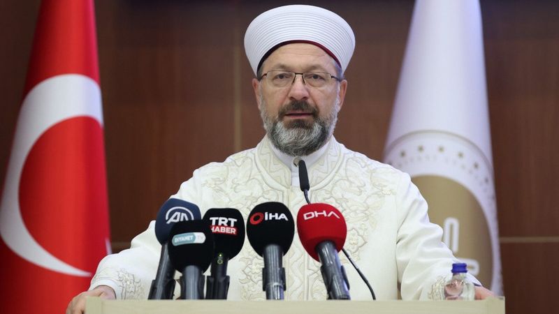 Ali Erbaş: Çimento olmaya çalışıyoruz