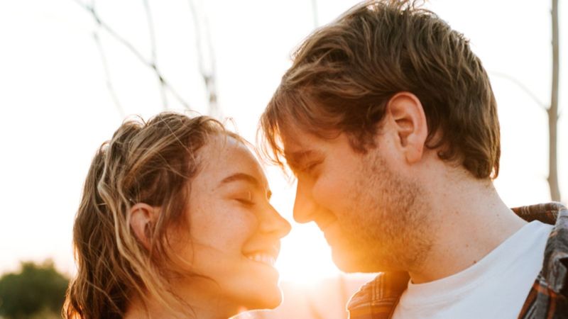 Her biri kritik: 'Evlilikte 4 öpücük kuralı'na uyun
