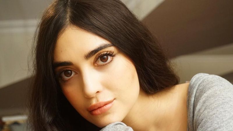 Mahkum'un Büge Yesari'si Melike İpek Yalova kimdir? İstanbullu cadde kızı...