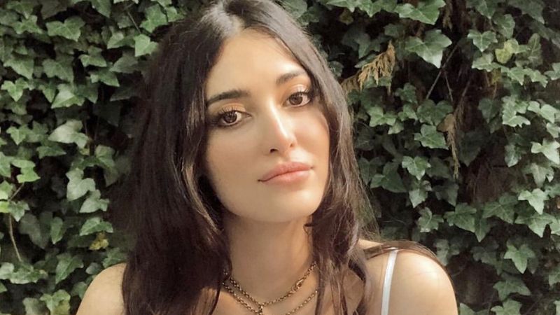 Mahkum'un yıldızı Melike İpek Yalova bakın kimin kızı çıktı! Meğer babası...