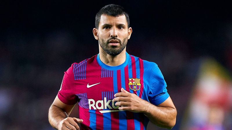 Sergio Agüero, futbolu bırakıyor