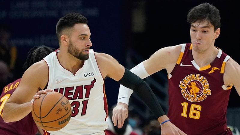 NBA'deki Türk derbisinde Cedi güldü