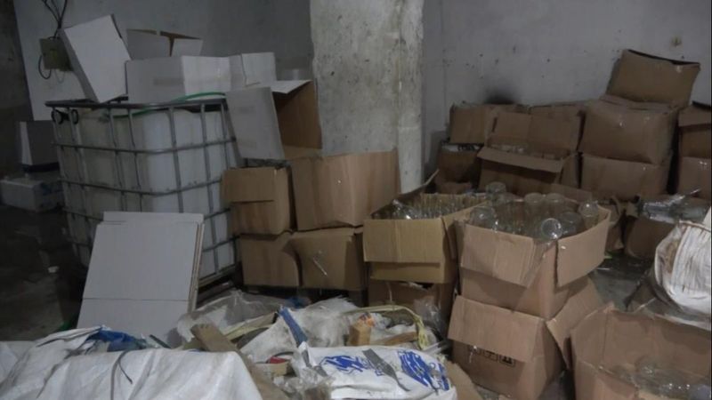 Başakşehir'de 1 ton sahte içki ele geçirildi