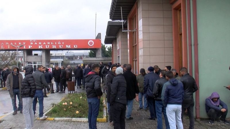 İstanbul'da sahte alkolden ölen kişilerin yakınları konuştu