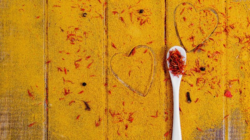 Safranın cildinize en etkili 6 faydası