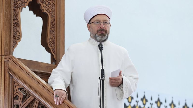 Ali Erbaş: Camilerimiz, üniversitelerimizin süsüdür