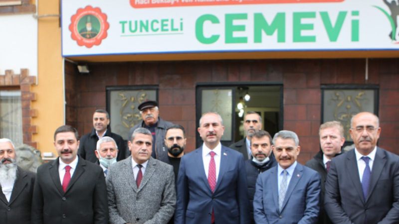 Abdulhamit Gül: Cemevlerine yasal statü çalışmalarımızı yaptık