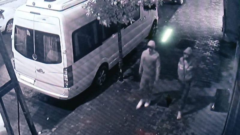 Bağcılar'daki binaya sipariş götüren kuryenin motosikleti çalındı