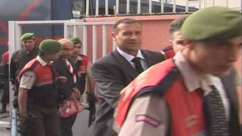 Kadıköy'de silahlı kavga: Susurluk davası hükümlüsü öldürüldü