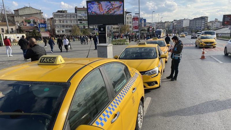 Fatih'te taksimetre açmayan sürücü: Sürekli müşterim, açmamı istemiyor