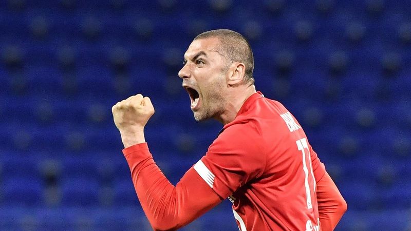Burak Yılmaz 'En iyi 100 Futbolcu' listesine girdi