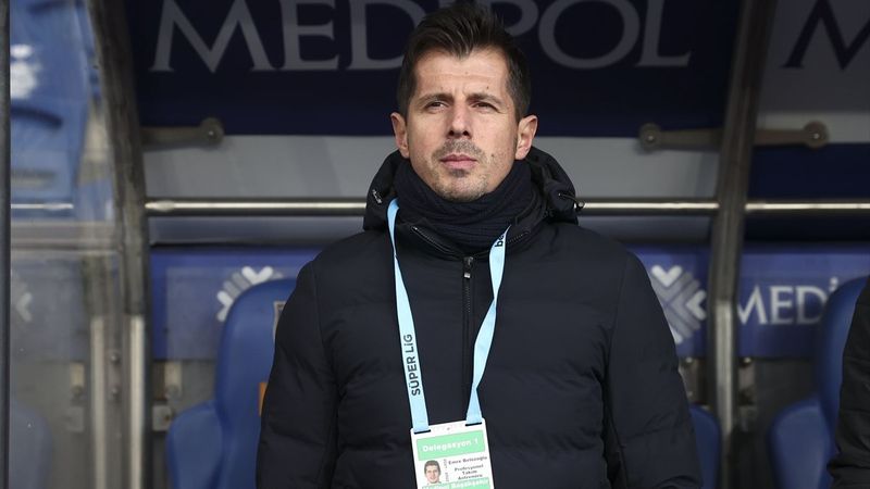 Emre Belözoğlu, Coşkun Özarı'yı geçti