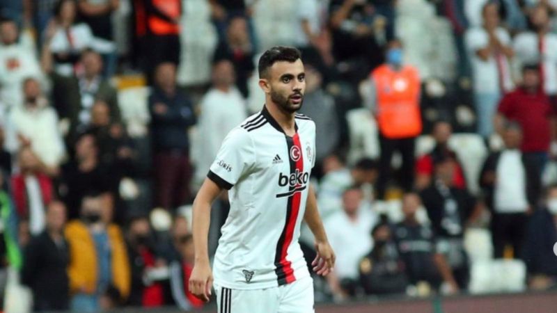Rachid Ghezzal'ın kalpli pide paylaşımı