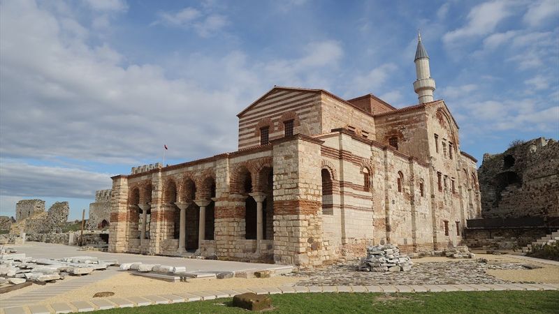 Edirne'de Enez Ayasofya Camii 56 yıl sonra ibadete açılacak