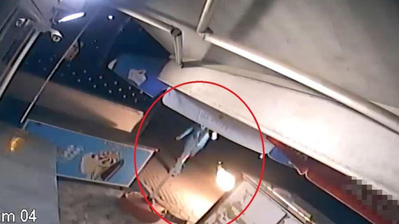 Ankara'da sığındığı iş yerine molotof attı