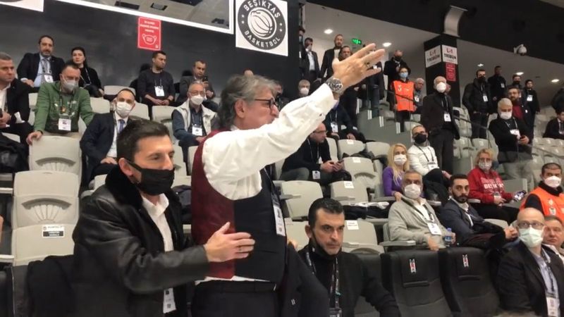 Beşiktaş kongresinde kavga çıktı