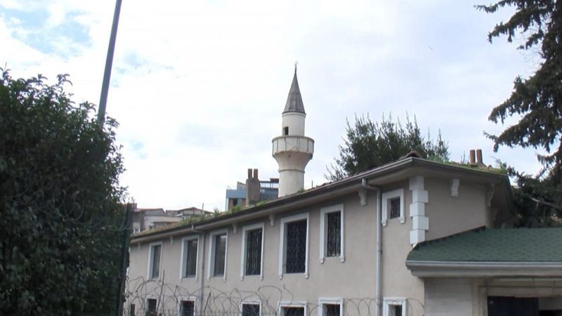 Fatih'te Hoşkadem Camii'nde yangın paniği