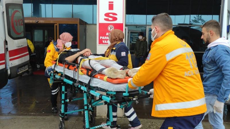 Konya'da telefondaki tartışma, parkta bıçaklamayla bitti