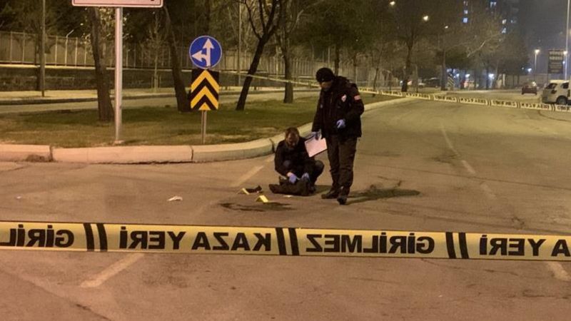 Kayseri'de yol ortasında tüfekle vurulan genç ağır yaralandı