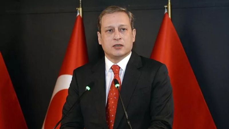 Burak Elmas'ın odasında böcek bulundu