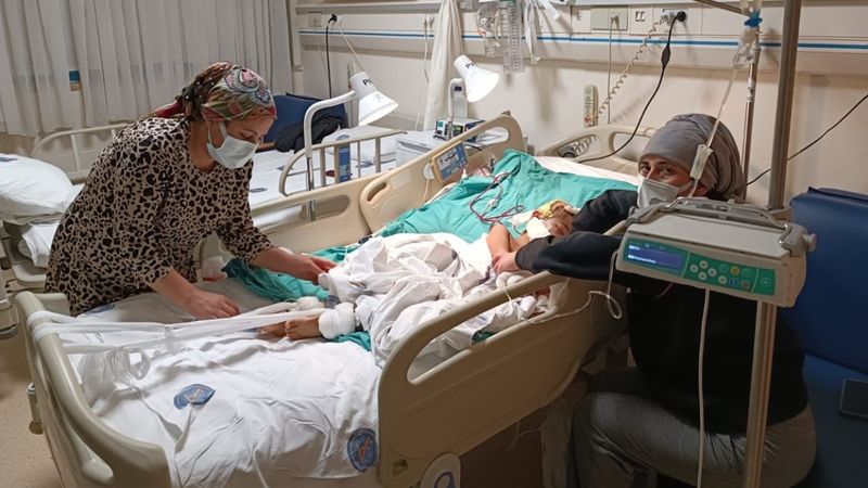 Gaziantep'te pitbullların saldırdığı Asiye yoğun bakımdan çıktı