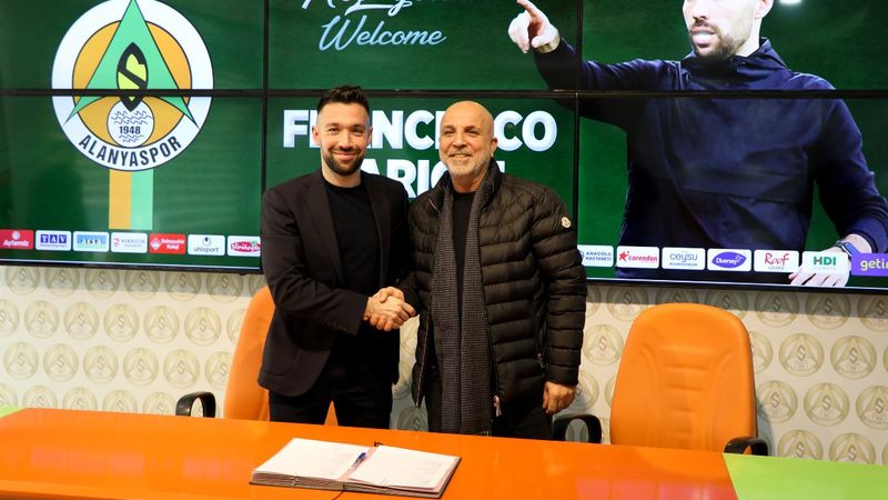 Alanyaspor, Francesco Farioli ile sözleşme imzaladı