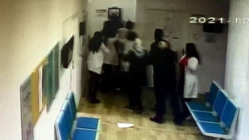 Avcılar’da doktora yumruk atan şüpheli tutuklandı