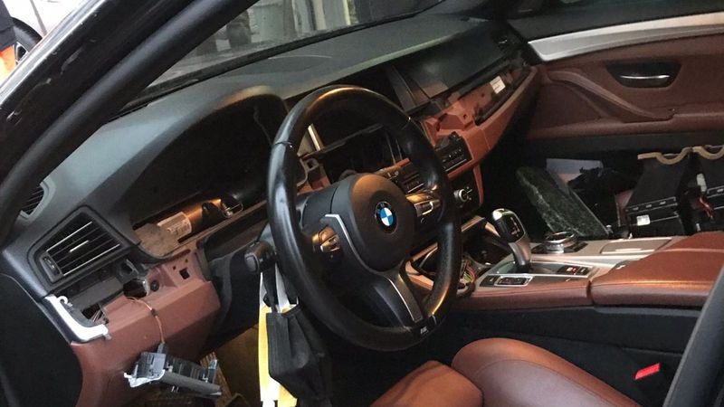 Esenyurt’ta gösterge paneli hırsızlığı