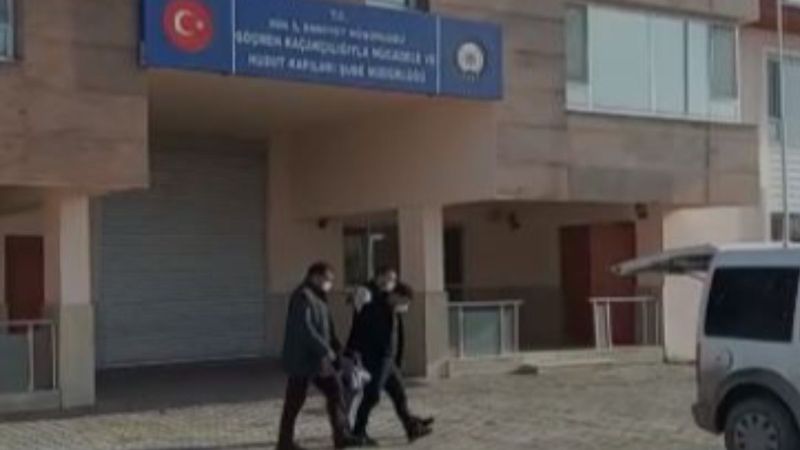 Van'da 8 göçmen kaçakçılığı organizatörü yakalandı