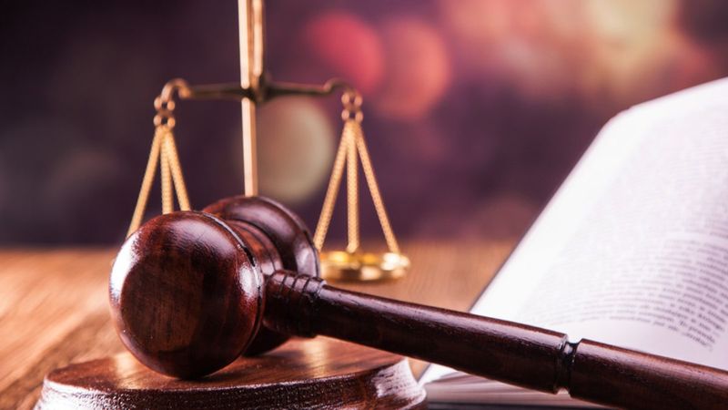 Yargıtay'dan 'Size de kurumunuza da başlarım' kararı