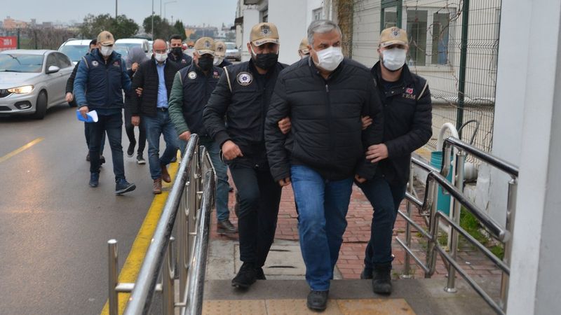 Adana’da, FETÖ/PDY’nin KKTC askeri mahrem sorumlusu yakalandı