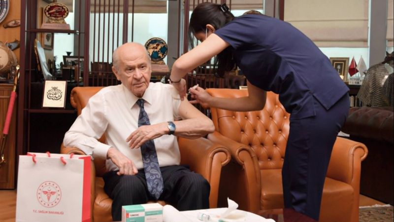 Devlet Bahçeli TURKOVAC aşısı oldu